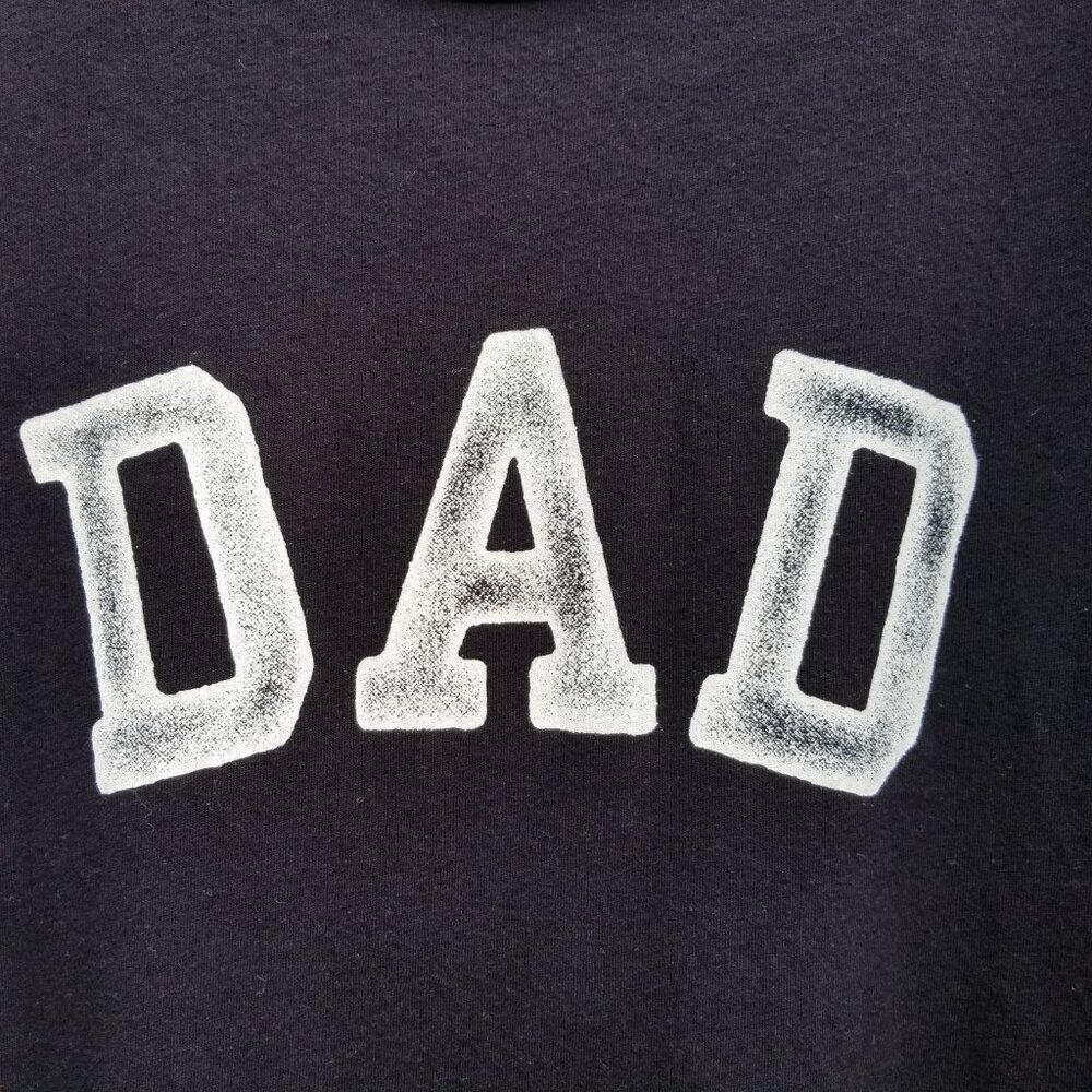 Old Navy “DAD”  Short Sleeve T-shirt, Size Men's L